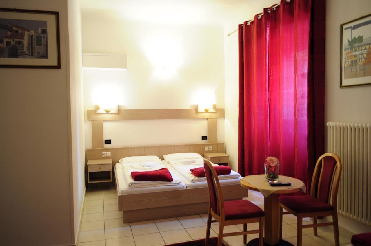 Albergo Casagrande Laives Exteriör bild